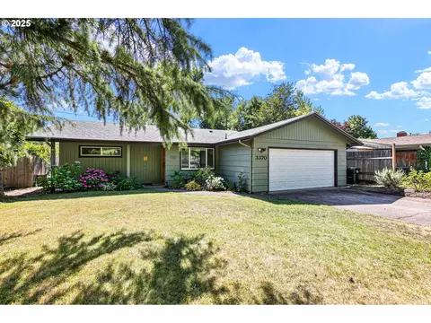 3370 Alder St, Eugene, OR 97405
