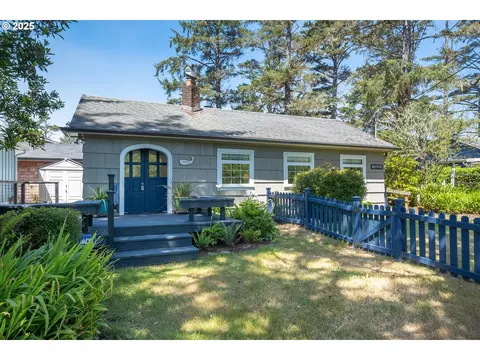 48570 Hawk Dr, Neskowin, OR 97149