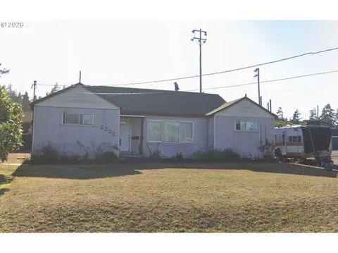 2232 Broadway Ave, North Bend, OR 97459