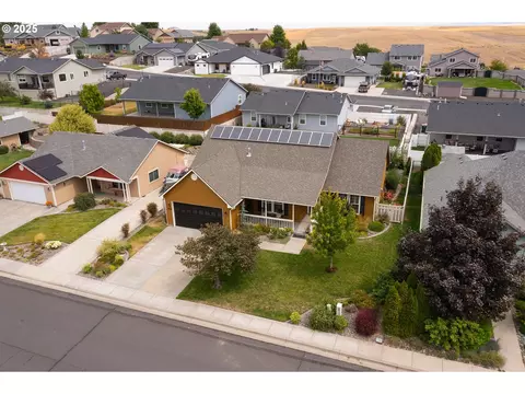1822 SW 3rd St, Pendleton, OR 97801