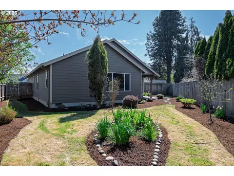 Exterior - 718 Trinity Ct, Molalla, OR 97038 photo 12 of 12
