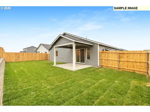 Exterior - 913 E Maple Brook Ave, Hermiston, OR 97838 photo 1 of 2