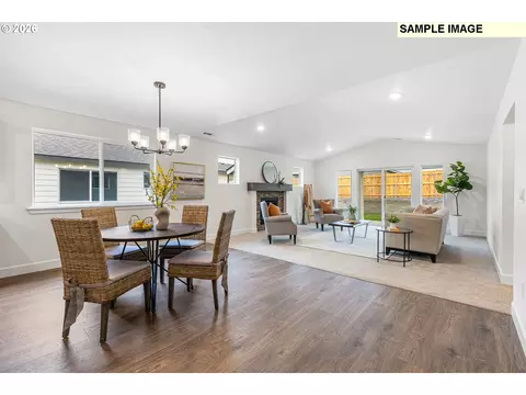 Dining - 913 E Maple Brook Ave, Hermiston, OR 97838 photo 1 of 1