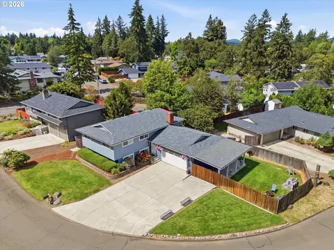 View/Area - 7130 Shawn Ct, Gladstone, OR 97027 photo 1 of 5