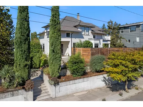 3027 SE 50th Ave, Portland, OR 97206