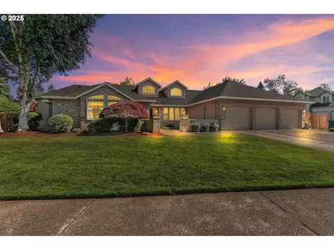 3305 NE 116th St, Vancouver, WA 98686