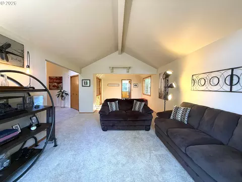 Other - 1487 Kyiv St, Springfield, OR 97477 photo 1 of 12