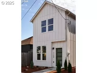 992 NE 70th Ave, Portland, OR 97213