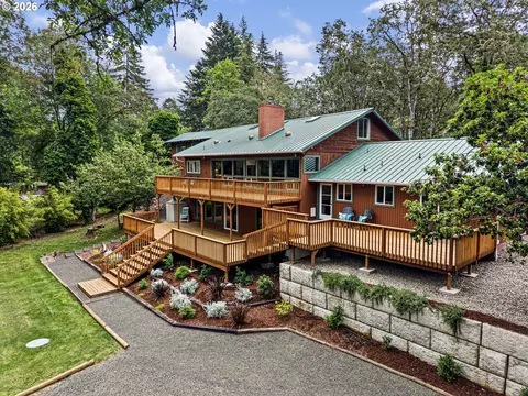 1212 Whistlers Ln, Roseburg, OR 97470