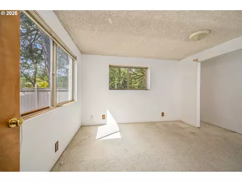 Bedroom - 2239 Hawkins Ln, Eugene, OR 97405 photo 1 of 4