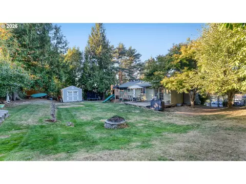 Exterior - 466 SW 6th St, Gresham, OR 97080 photo 11 of 12