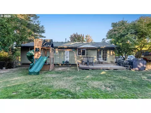 Exterior - 466 SW 6th St, Gresham, OR 97080 photo 12 of 12