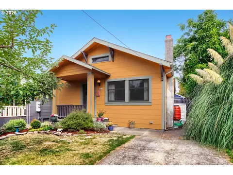 4829 SE Sherman St, Portland, OR 97215