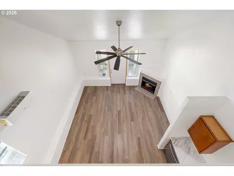 Living - 2879 NE Division St, Gresham, OR 97030 photo 12 of 12
