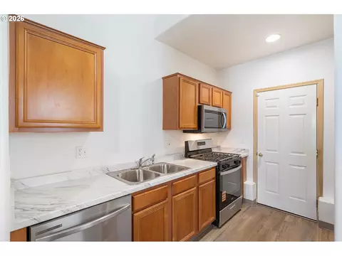 Kitchen - 2879 NE Division St, Gresham, OR 97030 photo 2 of 4