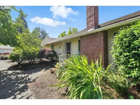 5063 SW Rocklynn Pl, Beaverton, OR 97005