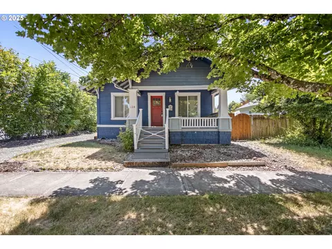 128 NW 9th St, Mcminnville, OR 97128