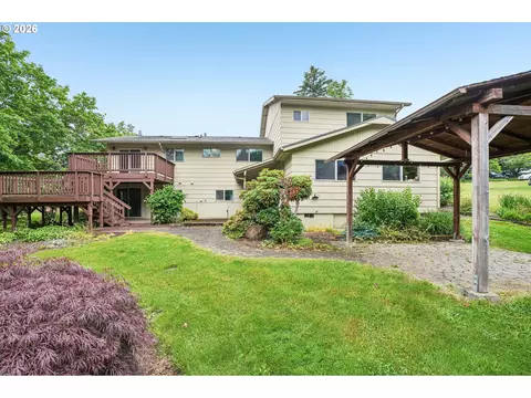 Exterior - 28450 SE K W Anderson Rd, Gresham, OR 97080 photo 4 of 15