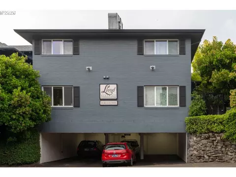 1827 NE Multnomah St, Portland, OR 97232