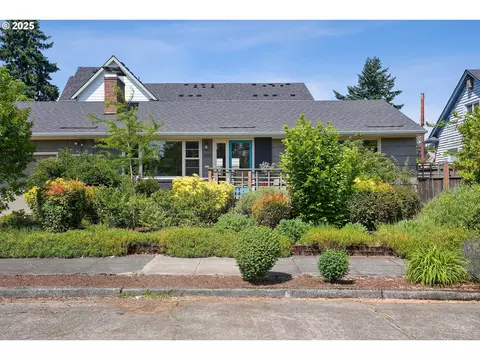 7017 N Mobile Ave, Portland, OR 97217