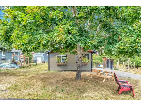 1508 Nehalem St, Vernonia, OR 97064