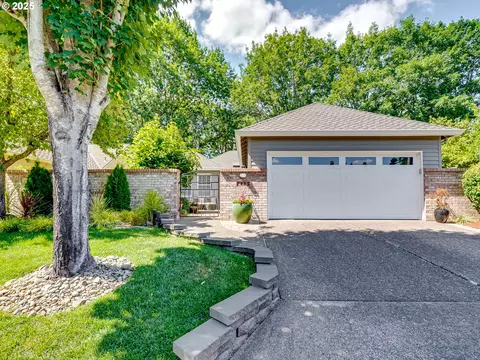 7485 SW Lakeside Dr, Wilsonville, OR 97070