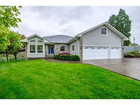 34195 Parkwoods Dr, Albany, OR 97322