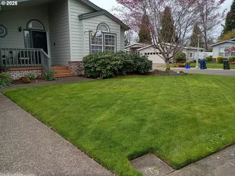 Exterior - 2490 Blue Boy Ln, Eugene, OR 97404 photo 2 of 7