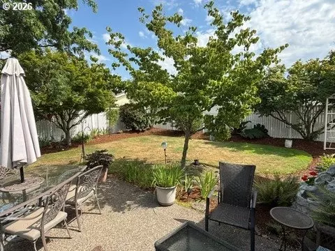 Exterior - 2490 Blue Boy Ln, Eugene, OR 97404 photo 4 of 7
