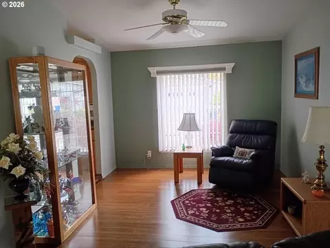 Living - 2490 Blue Boy Ln, Eugene, OR 97404 photo 6 of 6