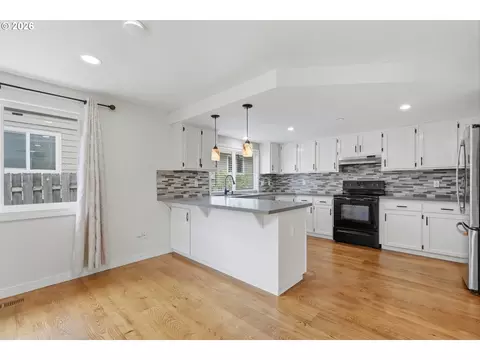 Kitchen - 3848 SW 8th St, Gresham, OR 97030 photo 1 of 5