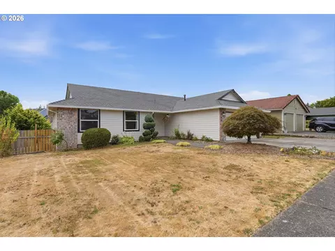 Exterior - 3848 SW 8th St, Gresham, OR 97030 photo 1 of 6