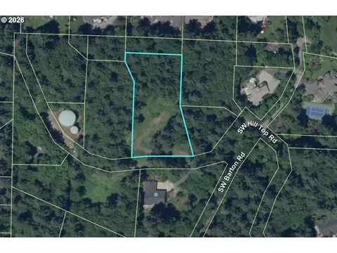 18835 Hill Top Rd #LOT 302, Lake Oswego, OR 97034