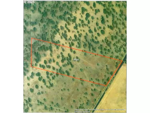 70445 NW Lower Valley Dr, Terrebonne, OR 97760