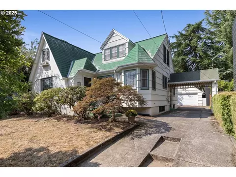 5825 SE 19th Ave, Portland, OR 97202