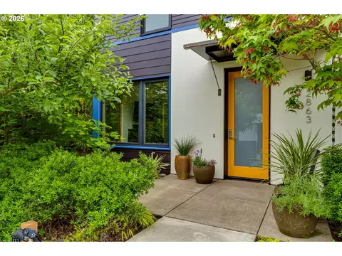 2863 Friendly St, Eugene, OR 97405