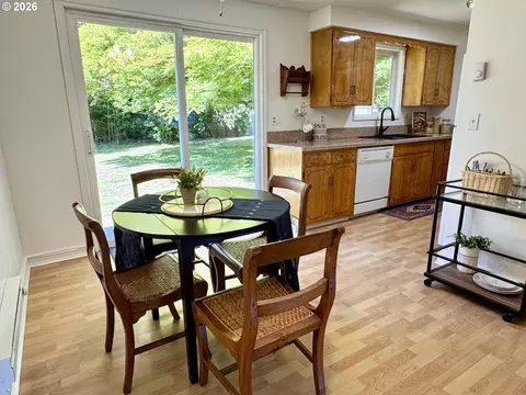 Dining - 345 E Rosewood Ave, Eugene, OR 97404 photo 1 of 2