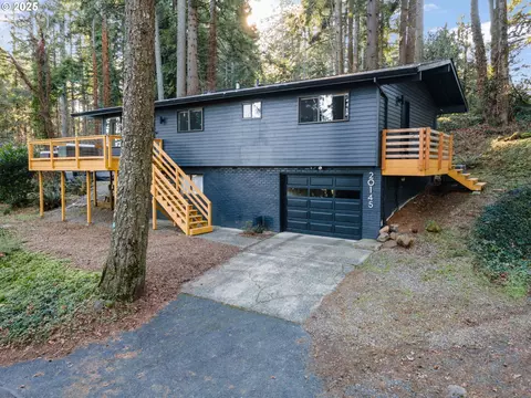 20145 S Henrici Rd, Oregon City, OR 97045