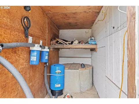 Other - 94708 Parsonage Ln, Broadbent, OR 97414 photo 15 of 15