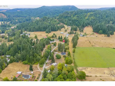 View/Area - 94708 Parsonage Ln, Broadbent, OR 97414 photo 5 of 7