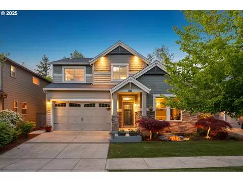 3041 NW Grass Valley Dr, Camas, WA 98607