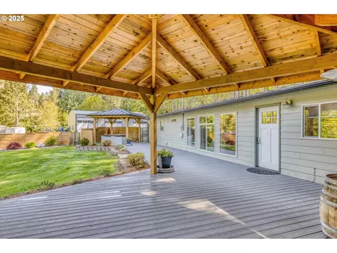 94531 Shelley Ln, Coquille, OR 97423