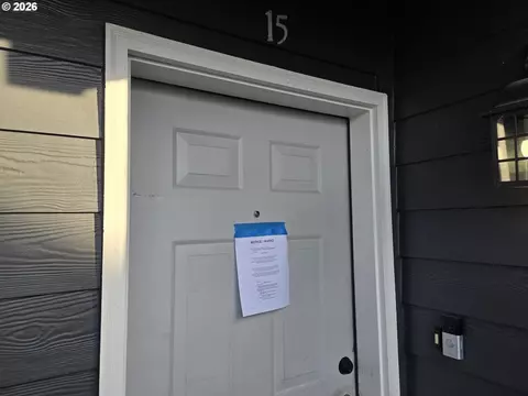 255 N 18th St #15, Saint Helens, OR 97051