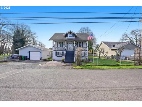 1621 Tualatin St, Saint Helens, OR 97051