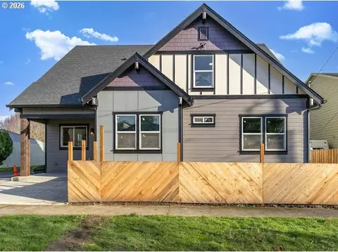 550 SE 8th Ave, Hillsboro, OR 97123