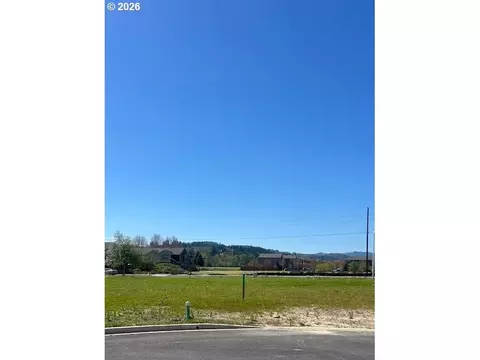 2155 NW Fendle Way, Mcminnville, OR 97128