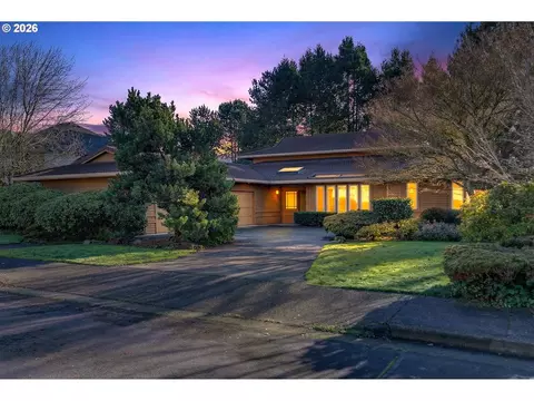 1615 NW Gregory Dr, Vancouver, WA 98665