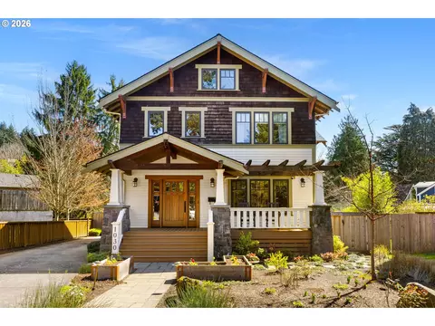 1030 SE 58th Pl, Portland, OR 97215