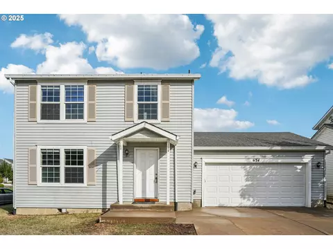 634 N 20th Pl, Cornelius, OR 97113