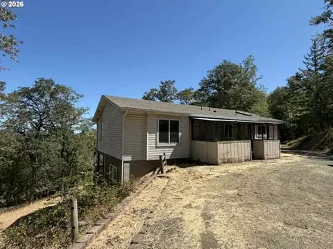 338 Topaz Ln, Roseburg, OR 97471